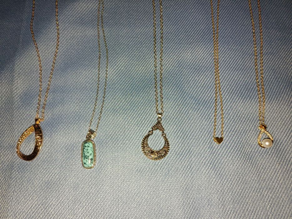 Біжутерія ,підвіски,кулони