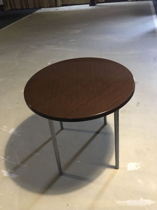 Стол обеденный круглый