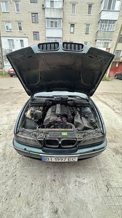 Бмв е39 автомат, чистый бензин