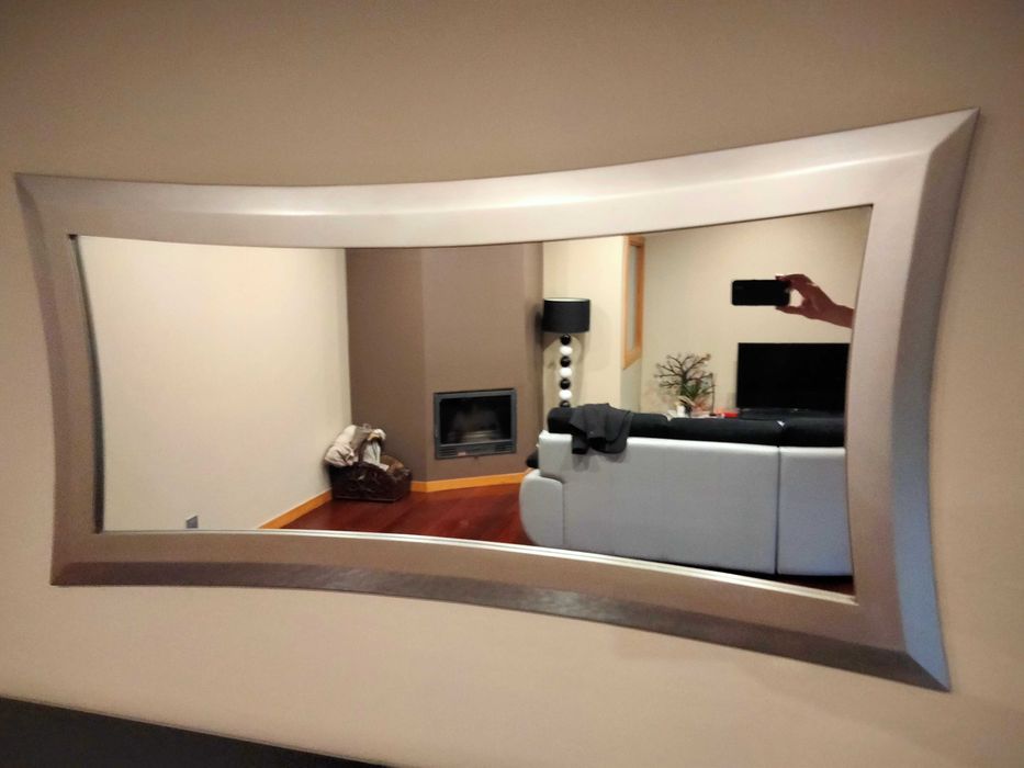 "Cod Tail" Style Mirror426076110828359681