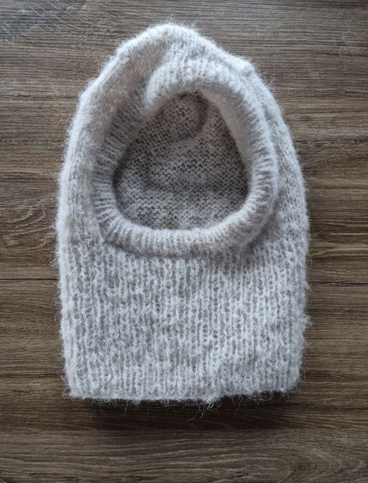 Beżowa kominiarka balaclava z alpaki i merino