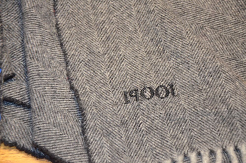 szal/szalik Joop! 100% wool szarości
