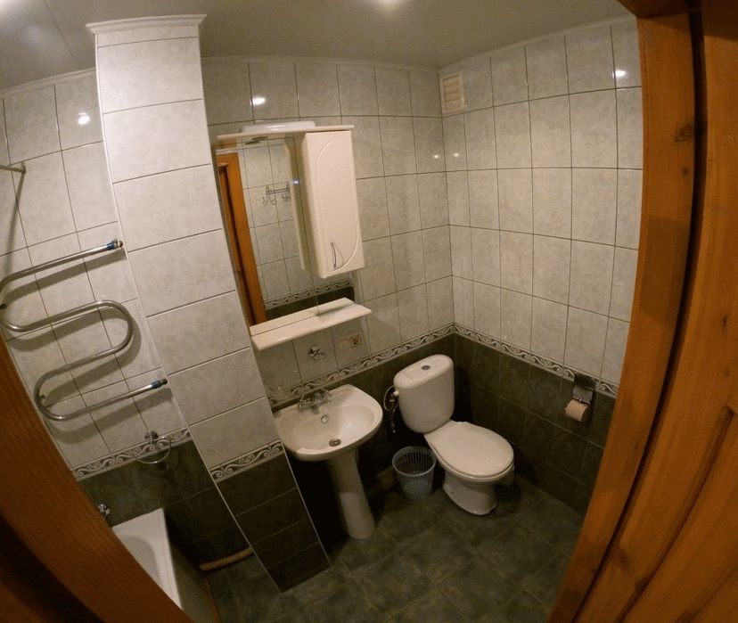 Продаж 4К квартири на Металургів