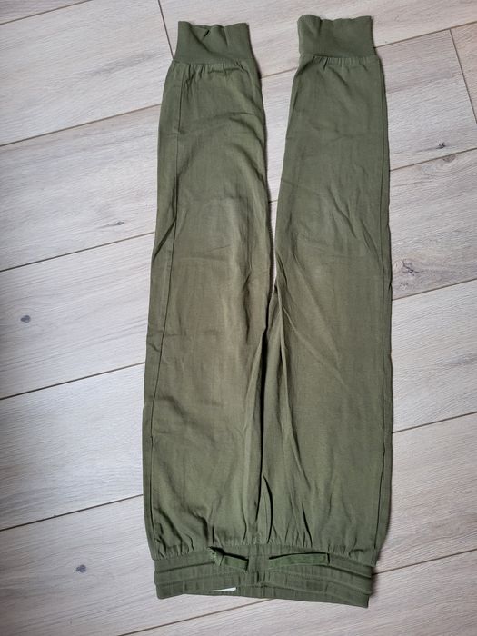 Jogersy spodnie dresowe HM rozmiar 128