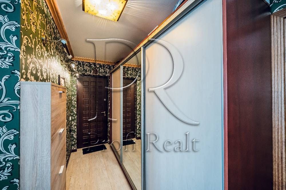 Продаж 2 кімн. квартири за адресою Теплична,38 Софіївська Борщагівка