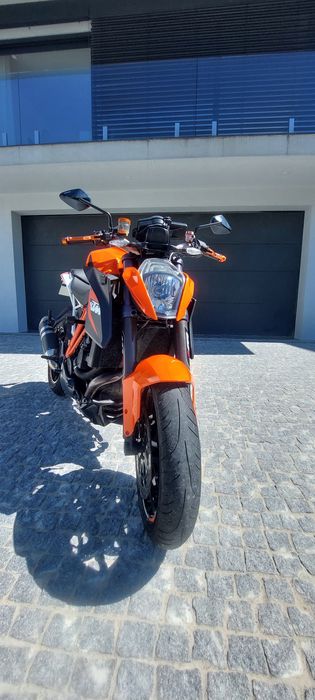 ktm 1000cc