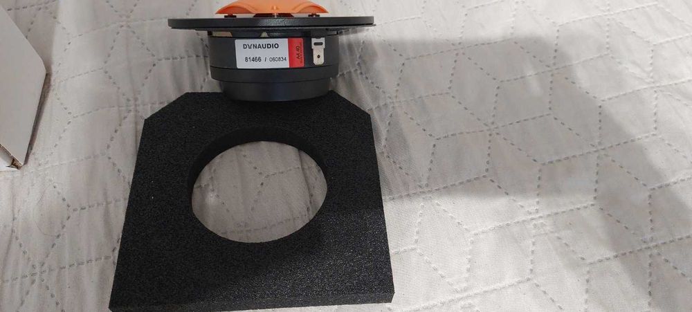 Продам два твитера Dynaudio