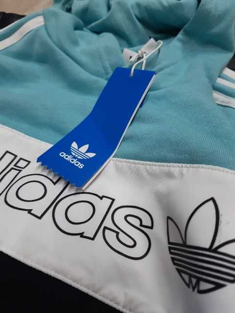 Сток / Крем одежда оптом . Возможен мелкий опт от 3 кг.