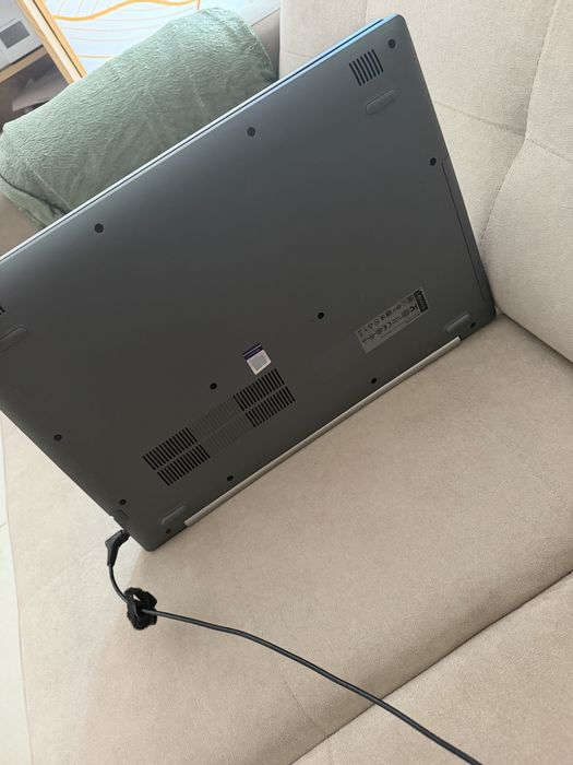 Lenovo IdeaPad 320-15IKB