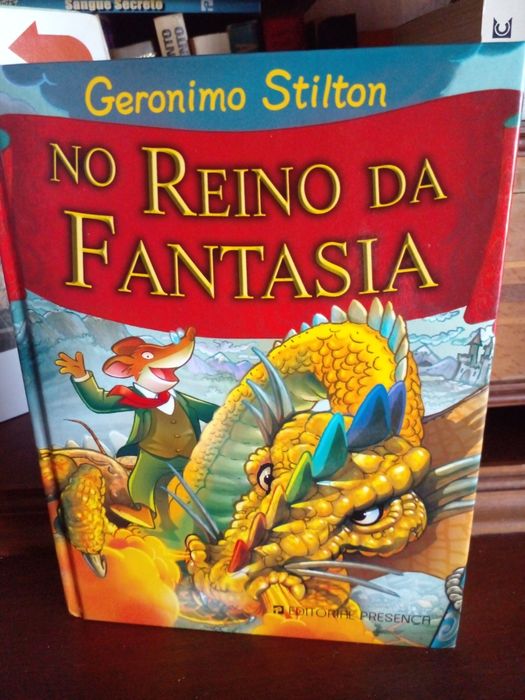Livro de aventuras entitulado No Reino da FANTASIA