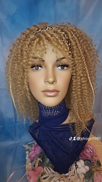 Topper afroloki z warkoczykami twist z delikatną grzywką  ręcznie tkany