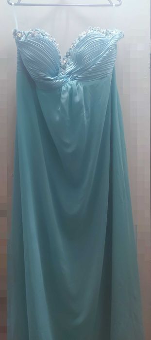 Новое вечернее платье большого размера