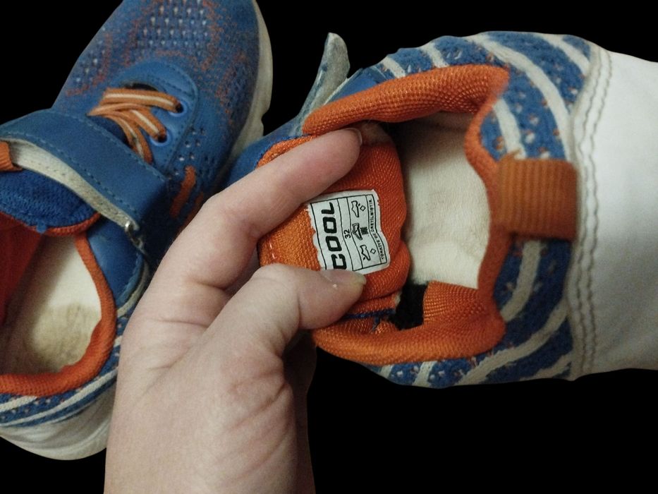 Красівки, шлёпанцы, ботинки, кроссовки,