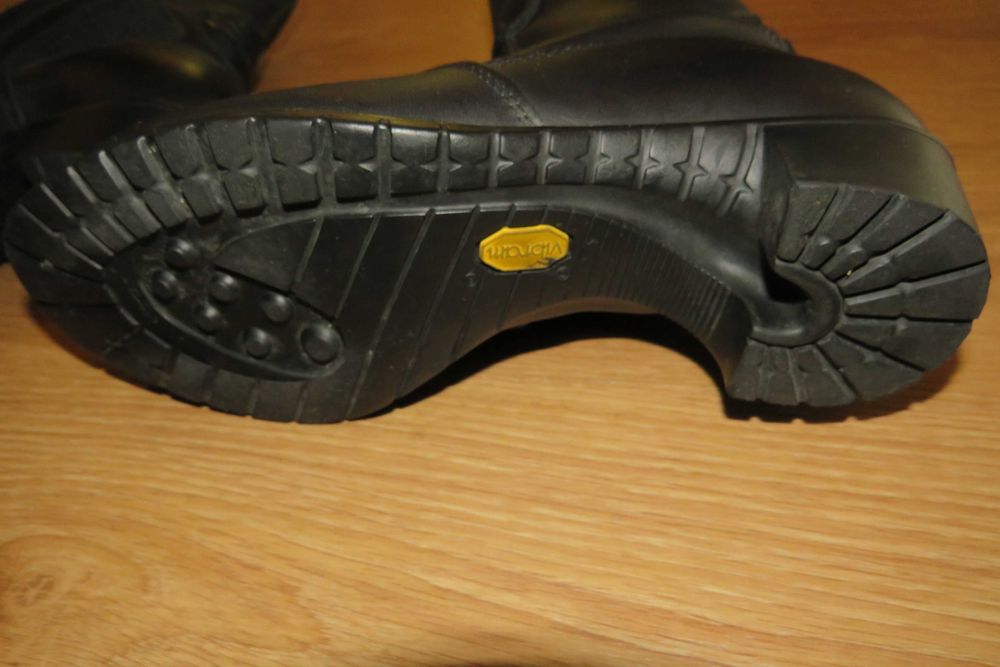 Botas Gaerne® para senhora waterproof com salto, como novas, para mota