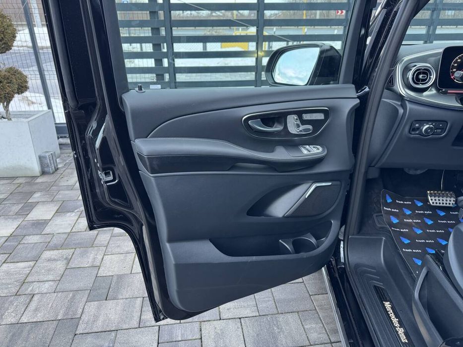 Mercedes-Benz V серия 2025 freshauto
