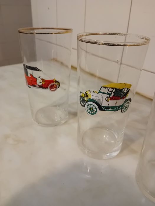 Conjunto de 3 Copos Antigos