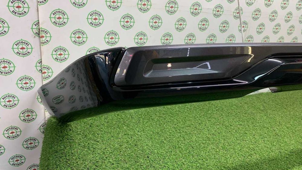 Губа, обвес, накладка бампера Land Cruiser 200