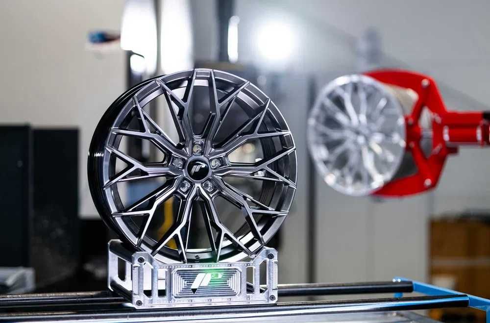 Felgi Japan Racing Flow Form 19" 20" 5x108 Jaecoo 7 P7