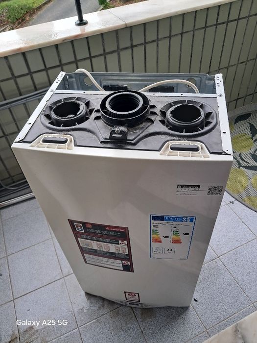 Vendo caldeira de aquecimento ariston como nova