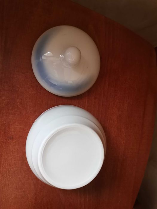 Duża ceramiczna cukiernica