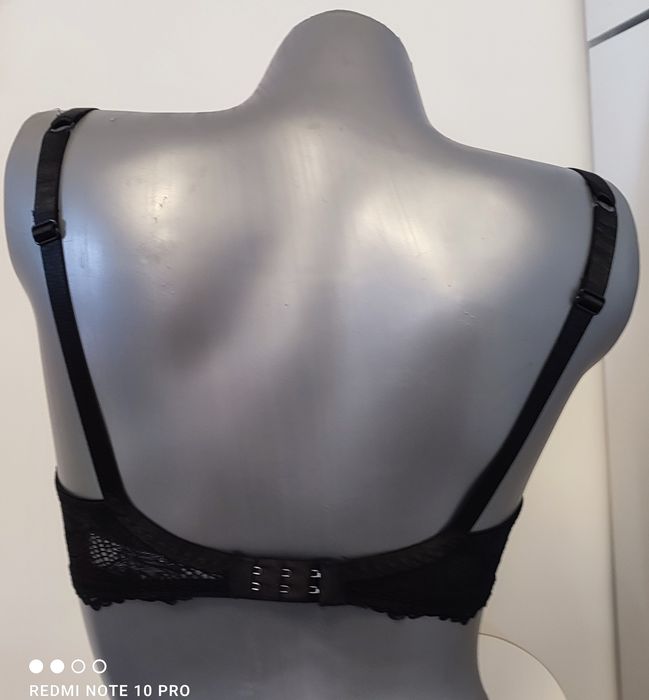 Biustonosz Triumph rozm.65D.    0269