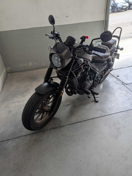 Moto Honda Rebel