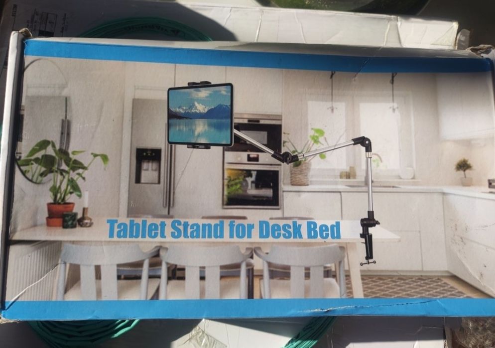 Suporte articulado para tablet ou telemóvel