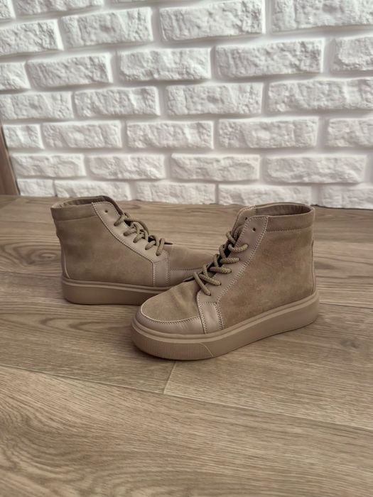 Продам ботинки/черевики натуральна замша 36р