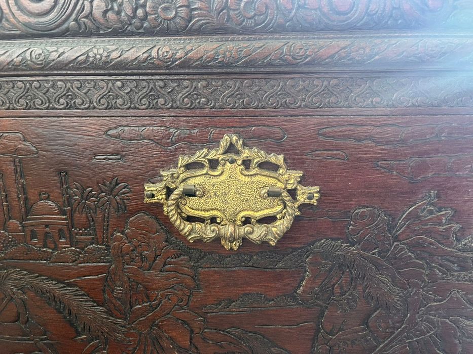 Arca madeira canfora