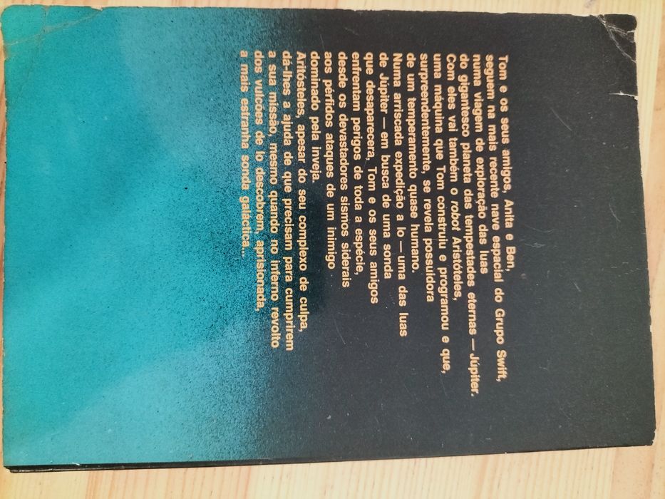 Livro - O terror nas Luas de Júpiter