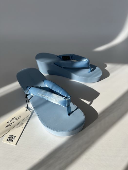 Жіночі шльопанці/вєтнамки Calvin Klein