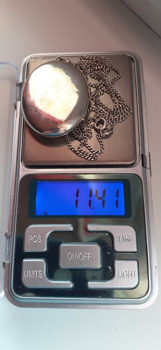 Wisiorek-sekretnik z łańcuszkiem 68 cm srebro 925.