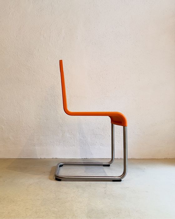 8 cadeiras modelo “.05” de Maarten Van Severen para Vitra