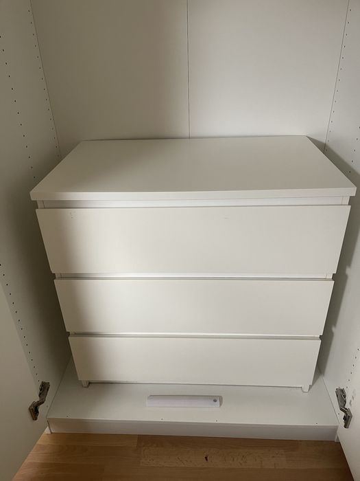 Reservada cómoda 3 gavetas Ikea