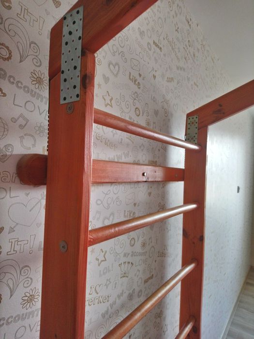 Деревянная Шведская стенка