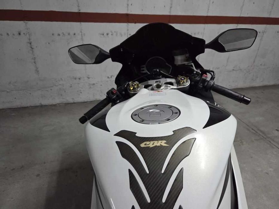 Cbr1000rr fireblade 2010