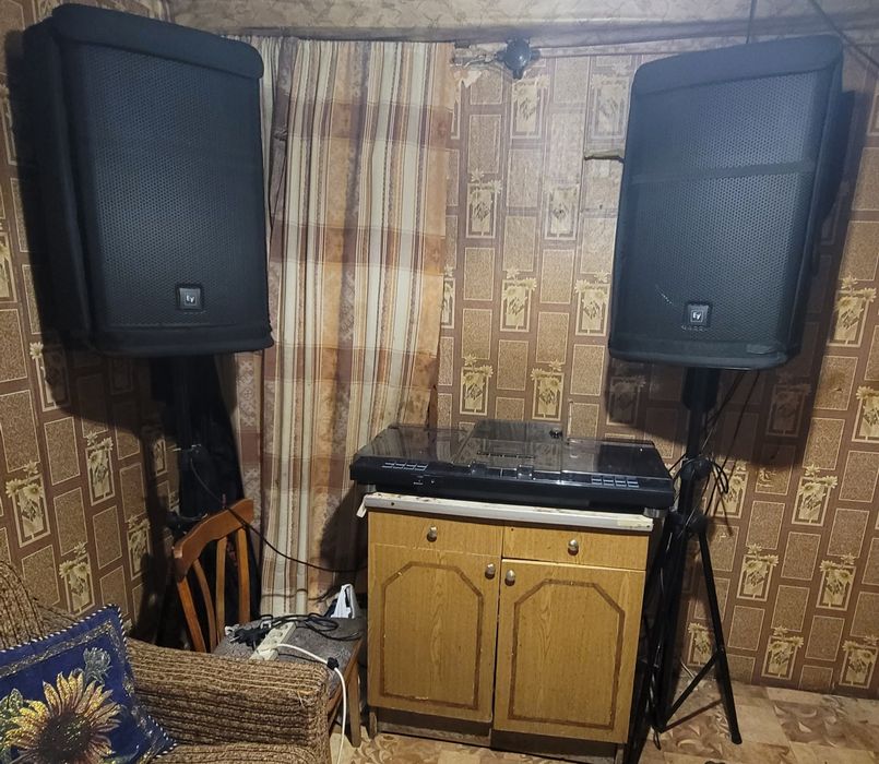 electro voice elx 115 - купити аудіотехніку - Ціна на OLX.ua