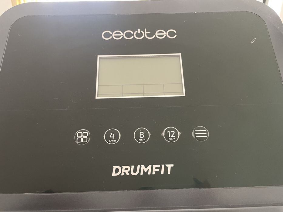 Passadeira cecotec com apoio para abdominais e suporte para pesos