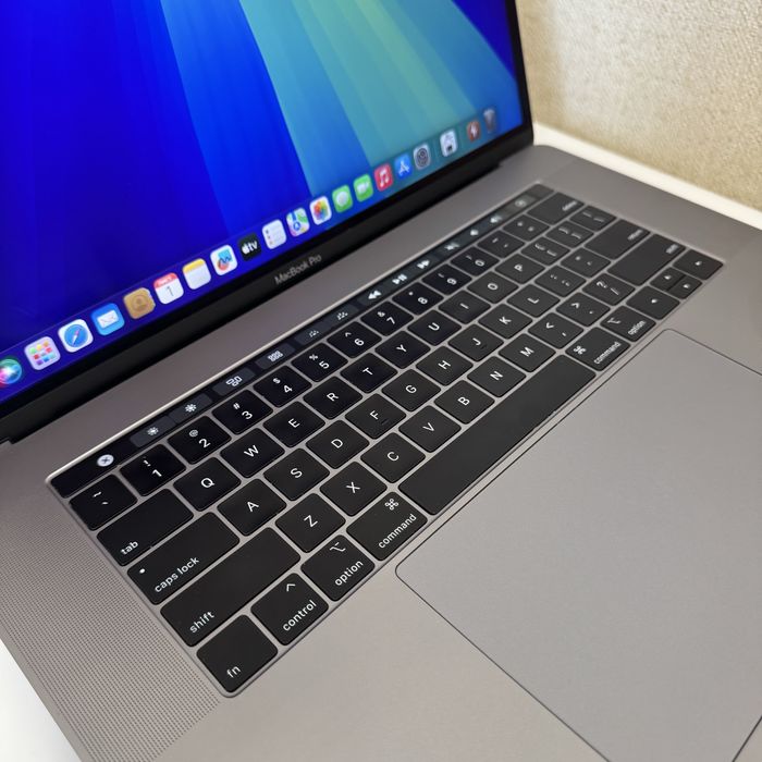 MacBook Pro 15 i7, 32Gb, 1Tb