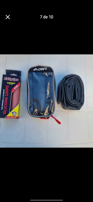 Bicicleta btt e vários acessórios