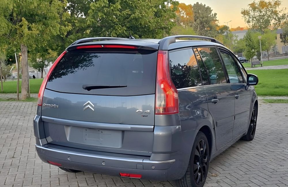 Citroen C4 Grande Picasso7 lugares 2,0 HDi 136Cv's Sport  €.2599€