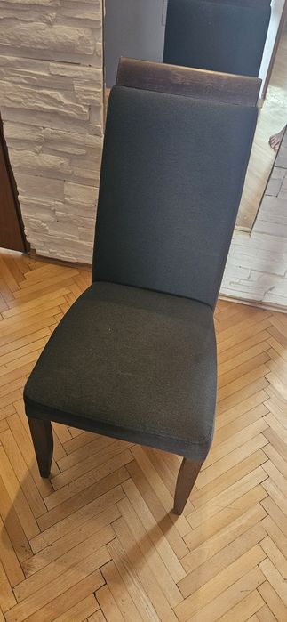 Krzesła drewniane – 6 szt. – stan dobry