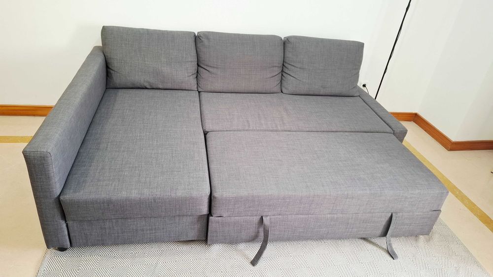 Sofá-cama IKEA FRIHETEN — estado praticamente novo