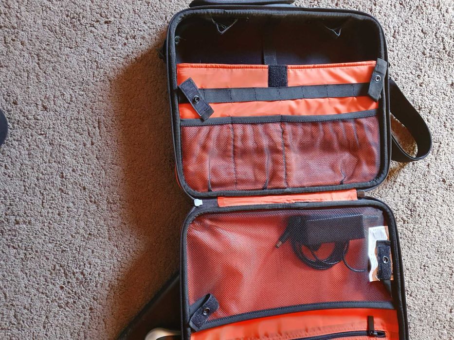 Computador portátil HP com mala de transporte do ikea