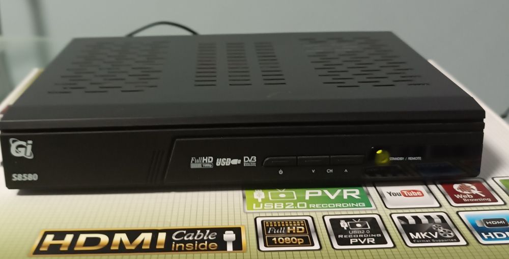 Спутниковый тюнер (ресивер ) S8580