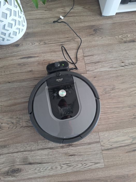 SPRZEDAM irobot roomba 965
