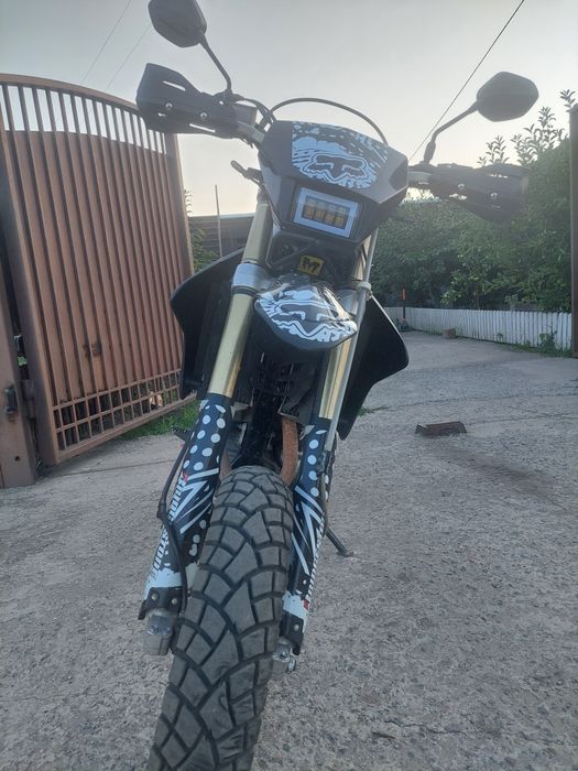 Suzuki DRZ 400SM