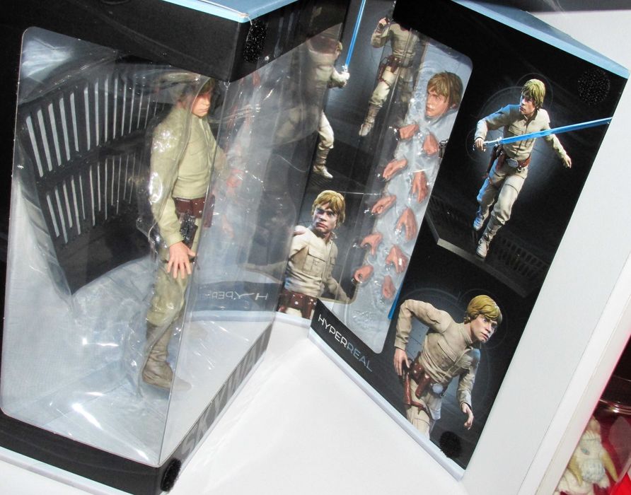 Starwars The Black Series Luke Skywalker HYPERREAL Novo e Selado