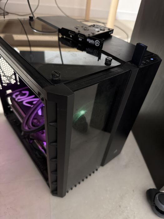 Pc - i9 10850k - rx 6700xt
