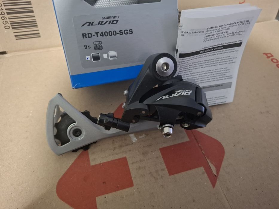 Переключатель скоростей/перекидка задняя Shimano ALIVIO RD-T4000.